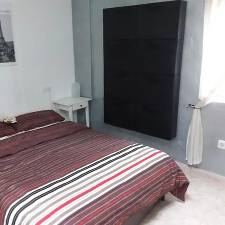 Calle Salinas 6 شقة *