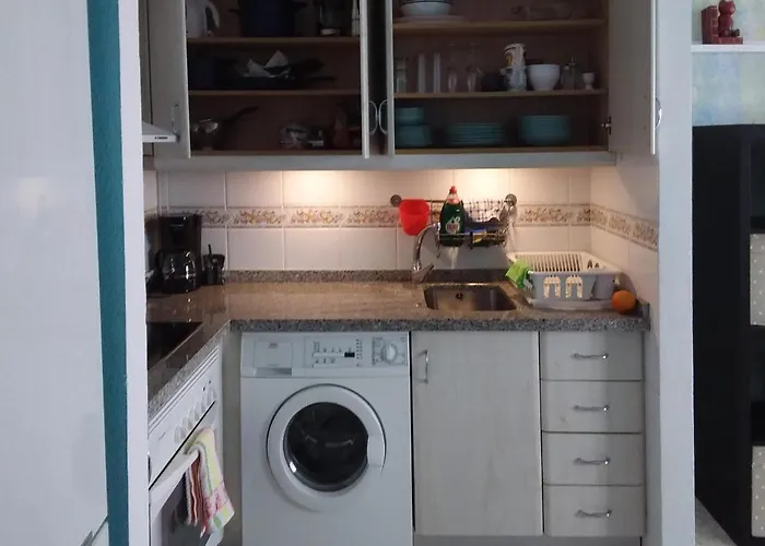 Calle Salinas 6 * Fuengirola